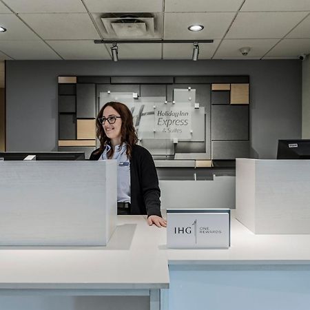 Holiday Inn Express Hotel & Suites Saint - Hyacinthe By Ihg Экстерьер фото